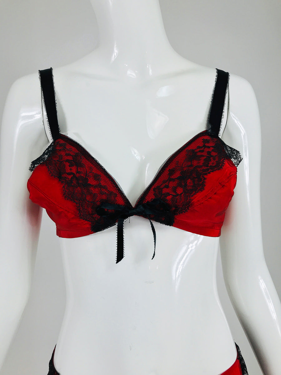 Buy SOIE Classic Women's Bikini Red, Black Panty (Pack Of 3) - Black Online