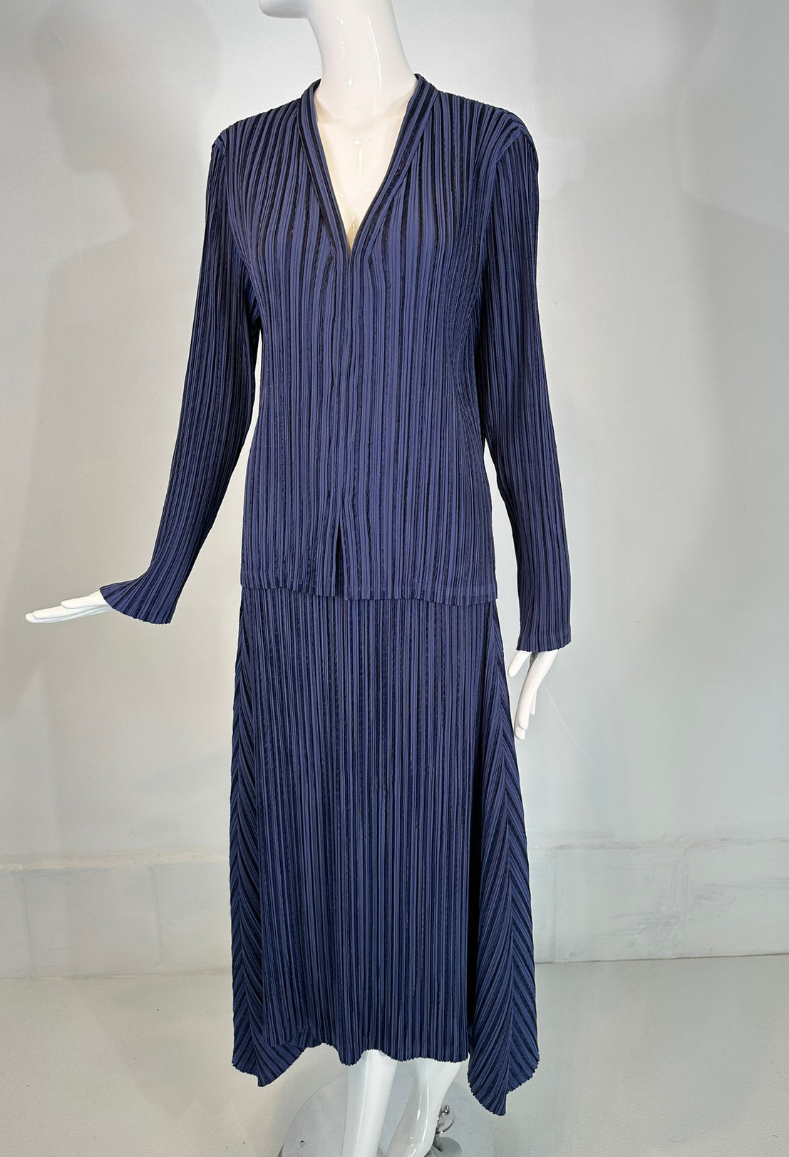 Issey Miyake Fete Blue Pleated Jacket & Skirt Set – Palm Beach Vintage