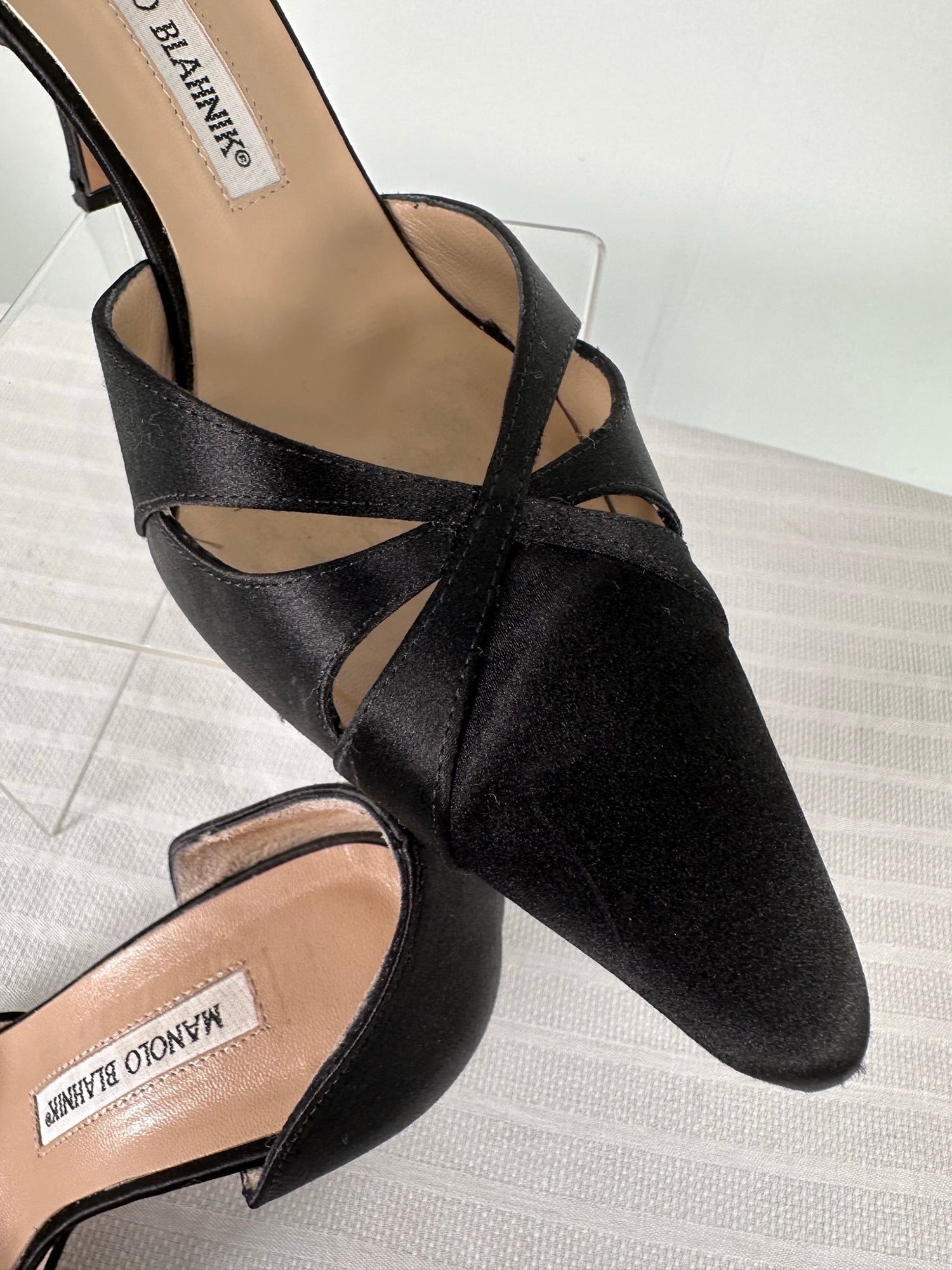Manolo Blahnik Black Satin Butterfly D'Orsay High Heel Pumps 37 1