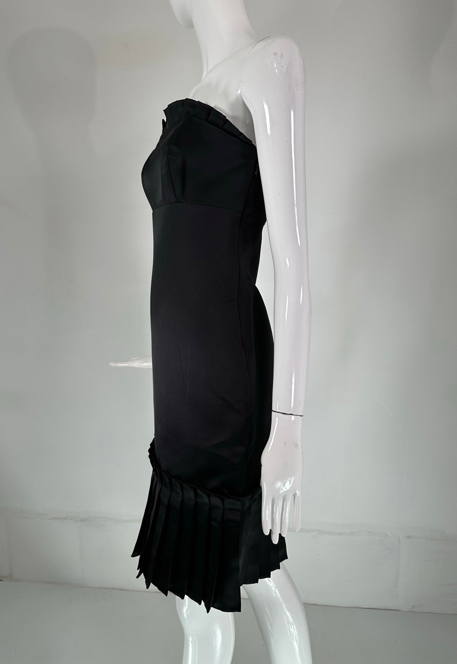 Bill Blass Black Silk Satin Strapless Cocktail Dress with Tailored Ple –  Palm Beach Vintage