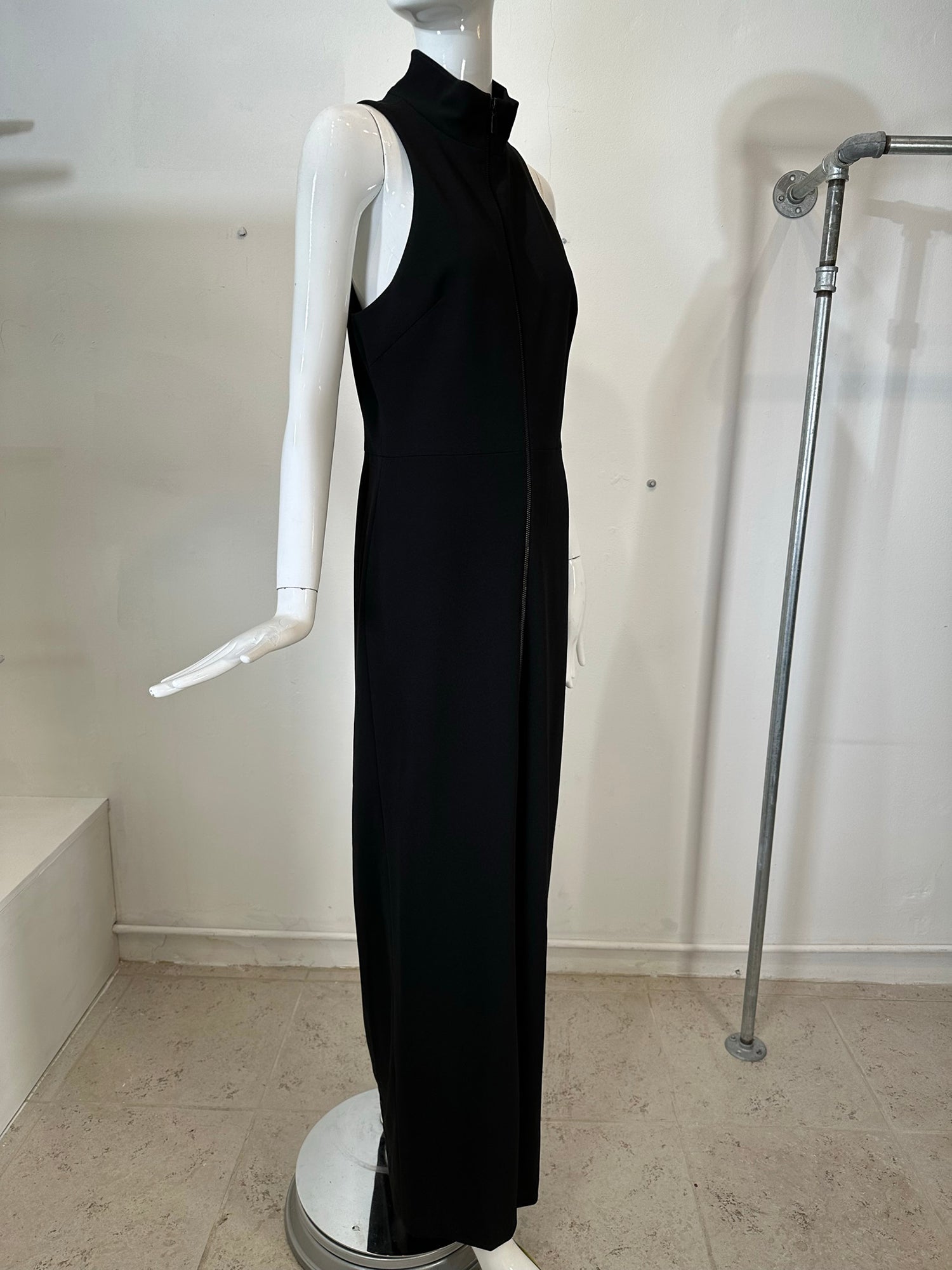 Vera Wang Black Knit Jersey Racer Shoulder Zipper Front Fitted Maxi Dr Palm Beach Vintage Vera Wang Black Knit Jersey Racer Shoulder Zipper Front Fitted Maxi Dr Palm Beach Vintage