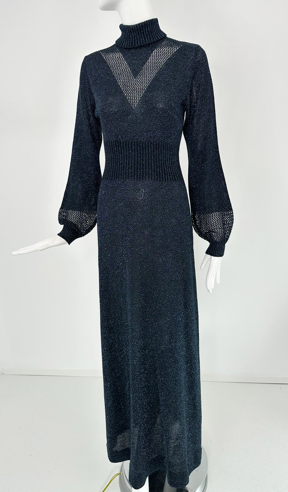 1970s Blue & silver Metallic Knit Cage Sleeve V Bodice Maxi Dress Wenj –  Palm Beach Vintage