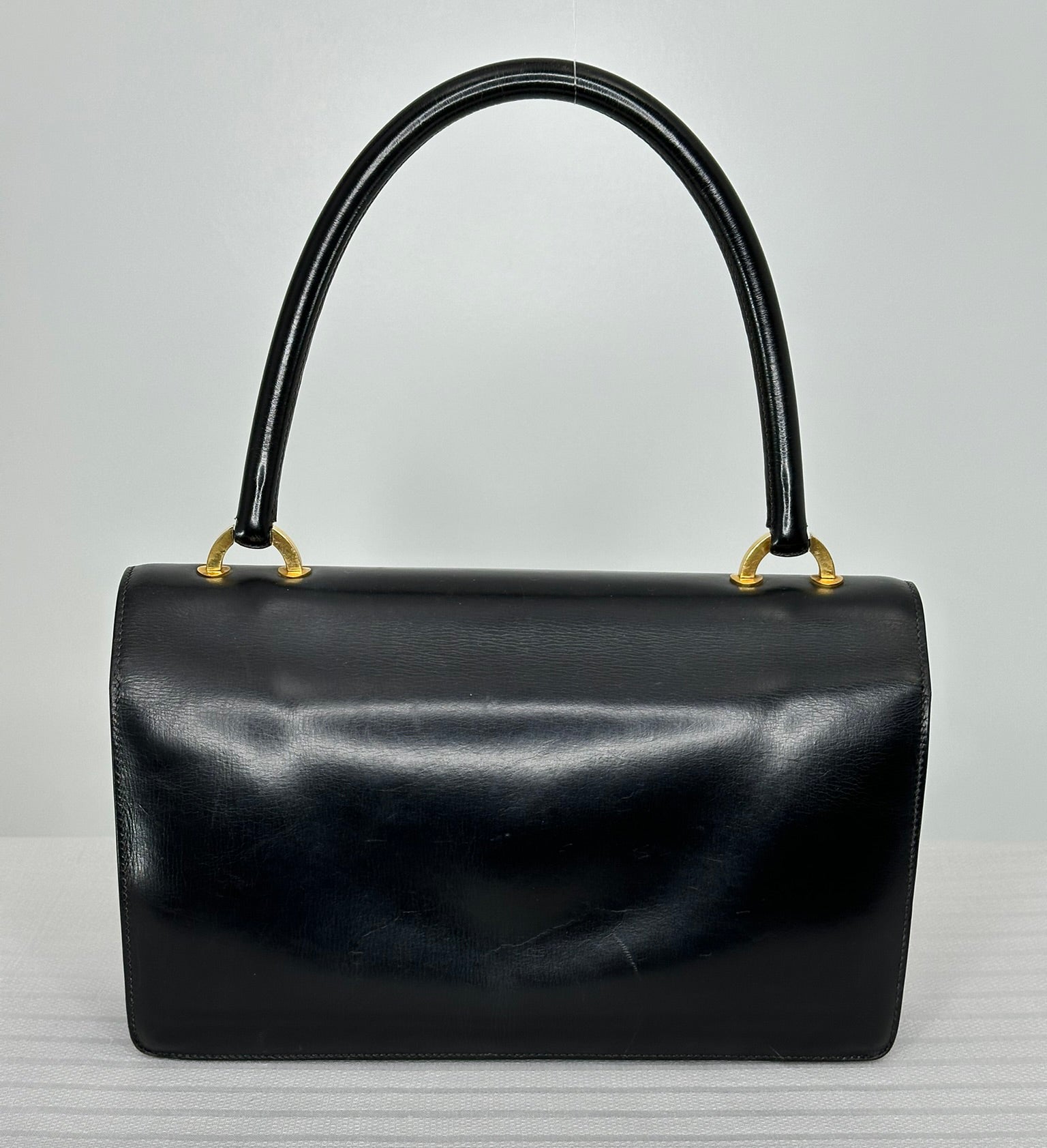 Hermès Vintage Black Box Calf Leather Flap Front Gold Ring Hand