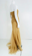 Vera Wang Nude/Champagne Tulle Strapless Pleated Torso Gown with Train 10