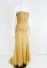 Vera Wang Nude/Champagne Tulle Strapless Pleated Torso Gown with Train 10