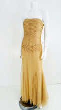 Vera Wang Nude/Champagne Tulle Strapless Pleated Torso Gown with Train 10