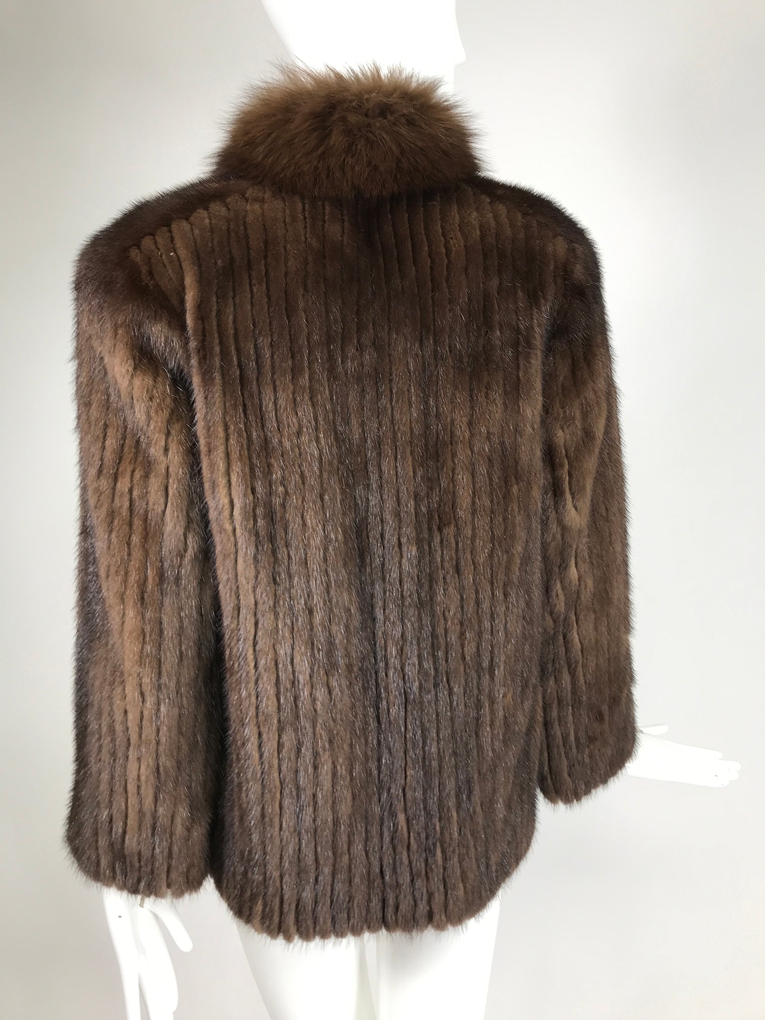 VINTAGE SAGA MINK "GUARANTEE OF QUALITY" CORDED MINK W/ FOX  COLLAR FUR JACKET