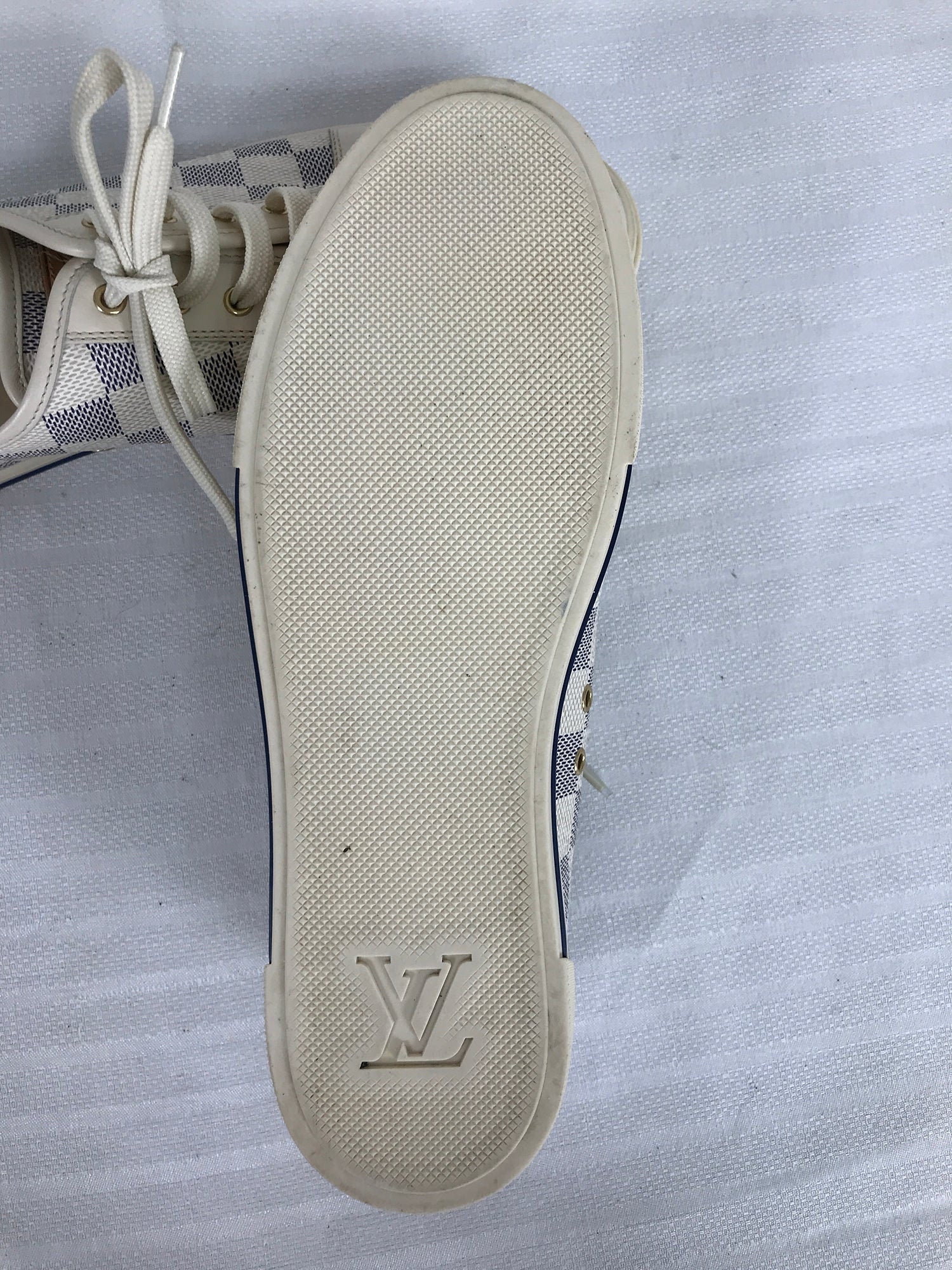 Louis Vuitton Azur Damier & Ivory Leather Trainer Lace Up Sneakers sz 38 