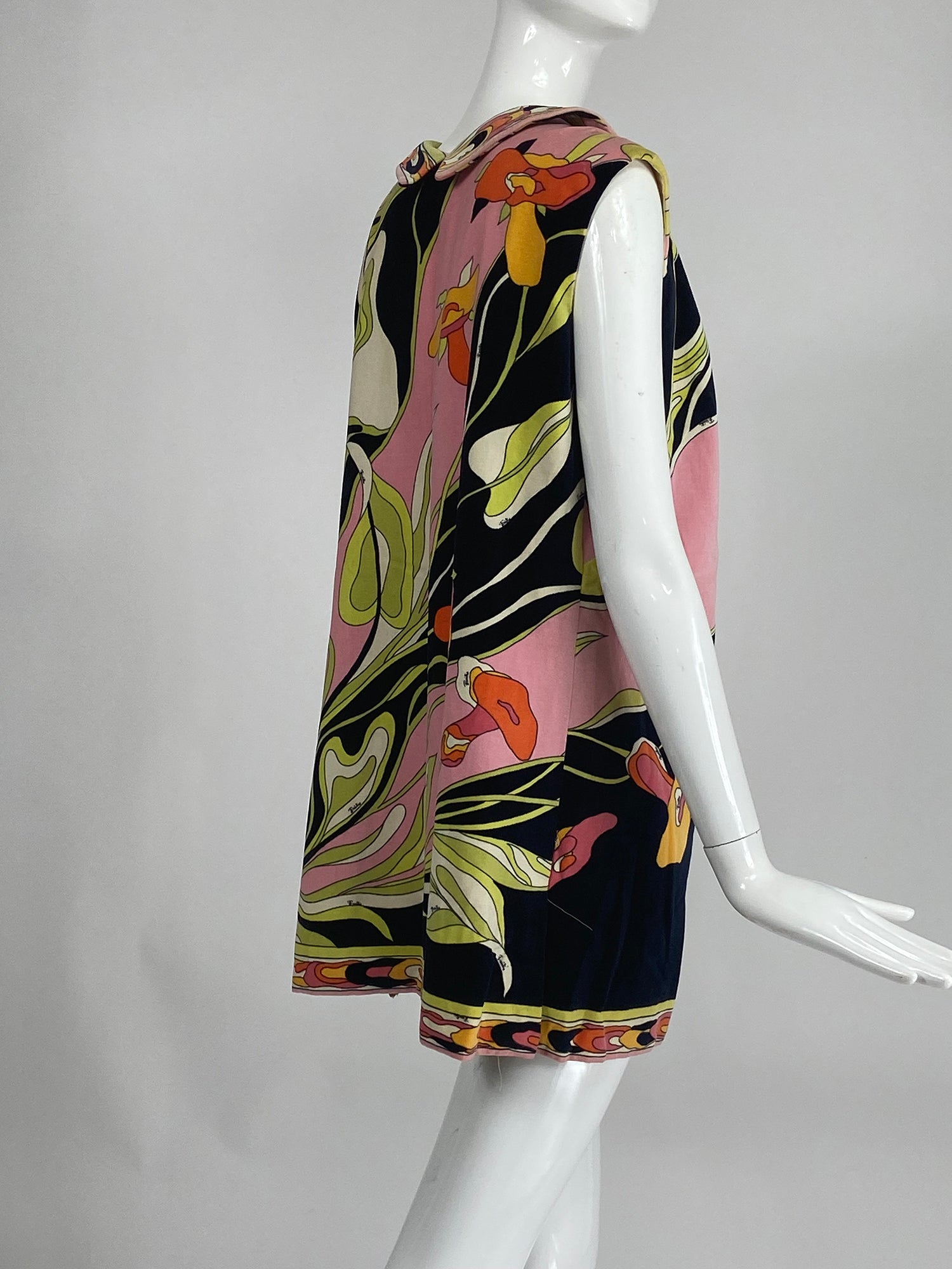 Emilio Pucci Printed Velvet Sleeveless Jacket