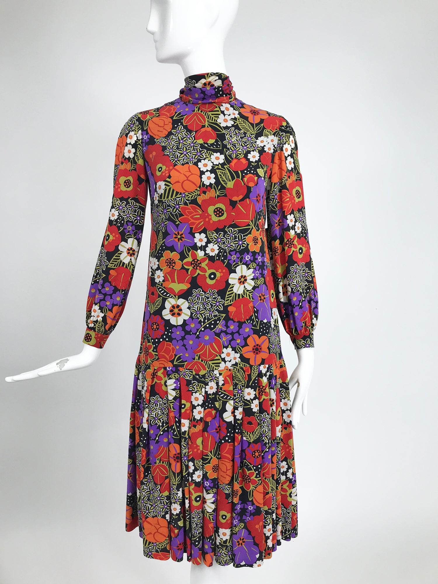 60s drop waist dress SOLD Oscar de la Renta Floral Silk Crepe Late 1960s – Palm Beach Vintage ramadan&eid Please read the condition Retro European Court Costume Color:Black White Dot
