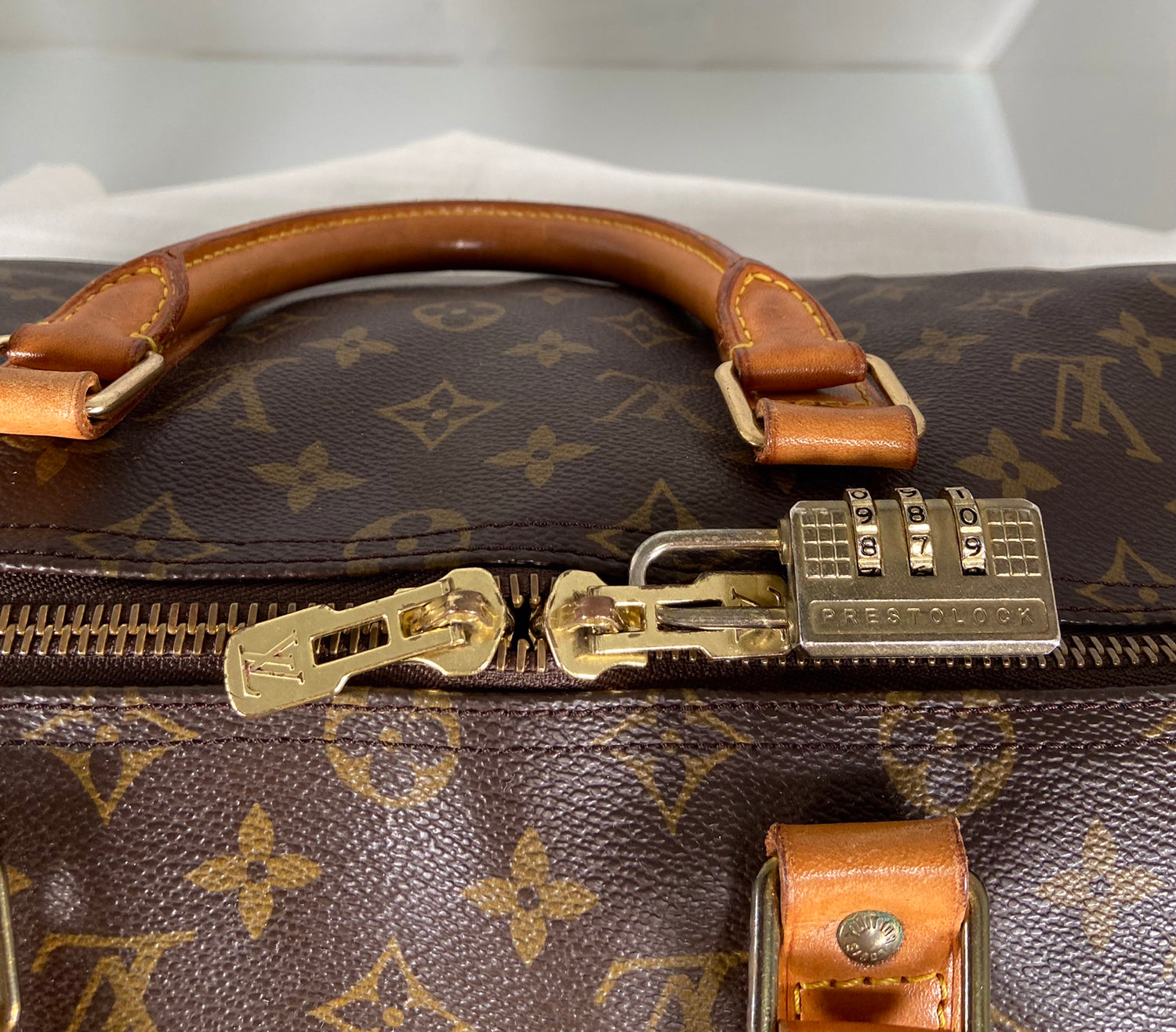 Louis Vuitton keepall 50 Monogram shoulder strap - VI881 Brown Leather  ref.921512 - Joli Closet