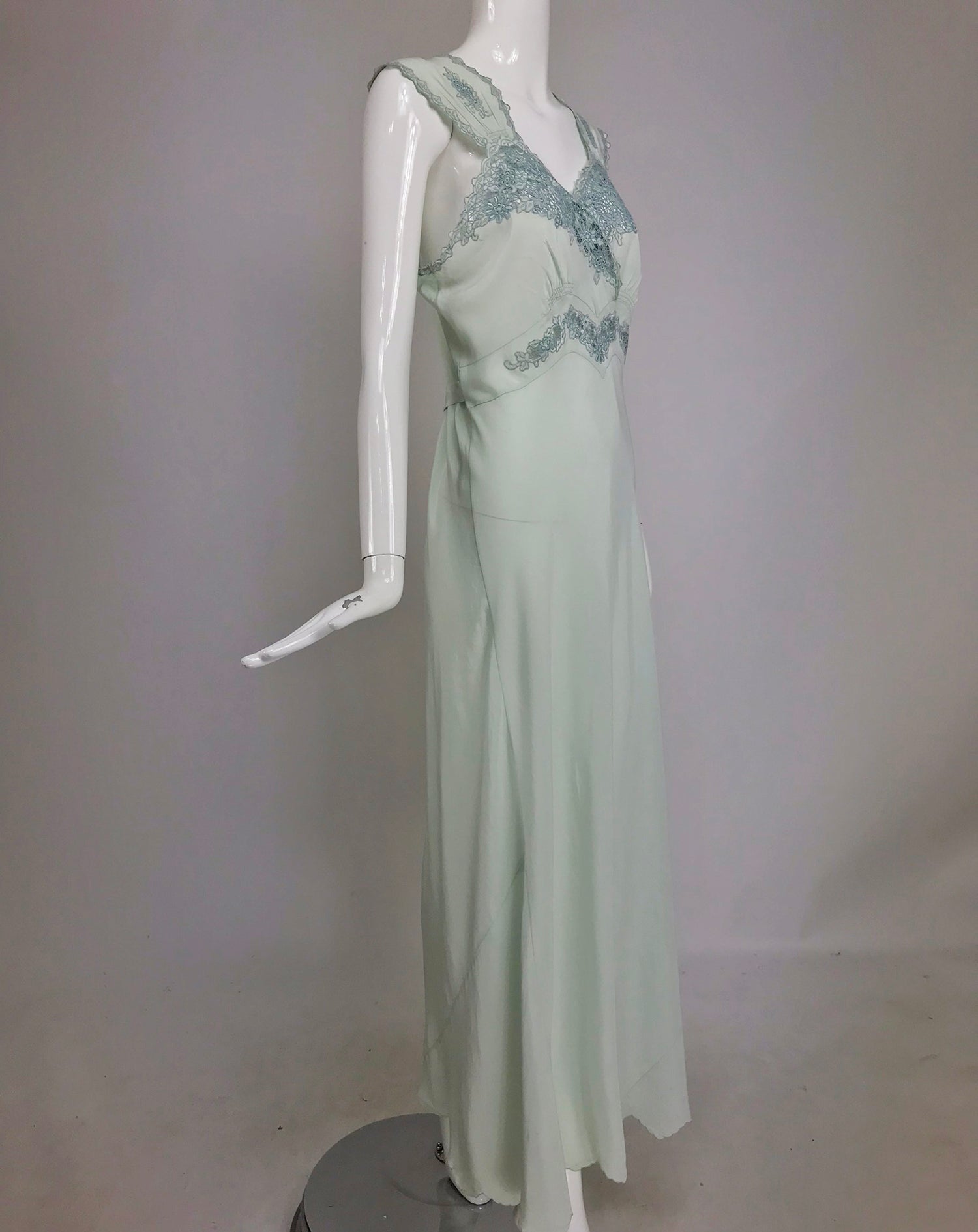 SOLD Vintage 1930s Blue Silk Hand Embroidered Cut Work Bias Cut Gown – Palm Beach Vintage