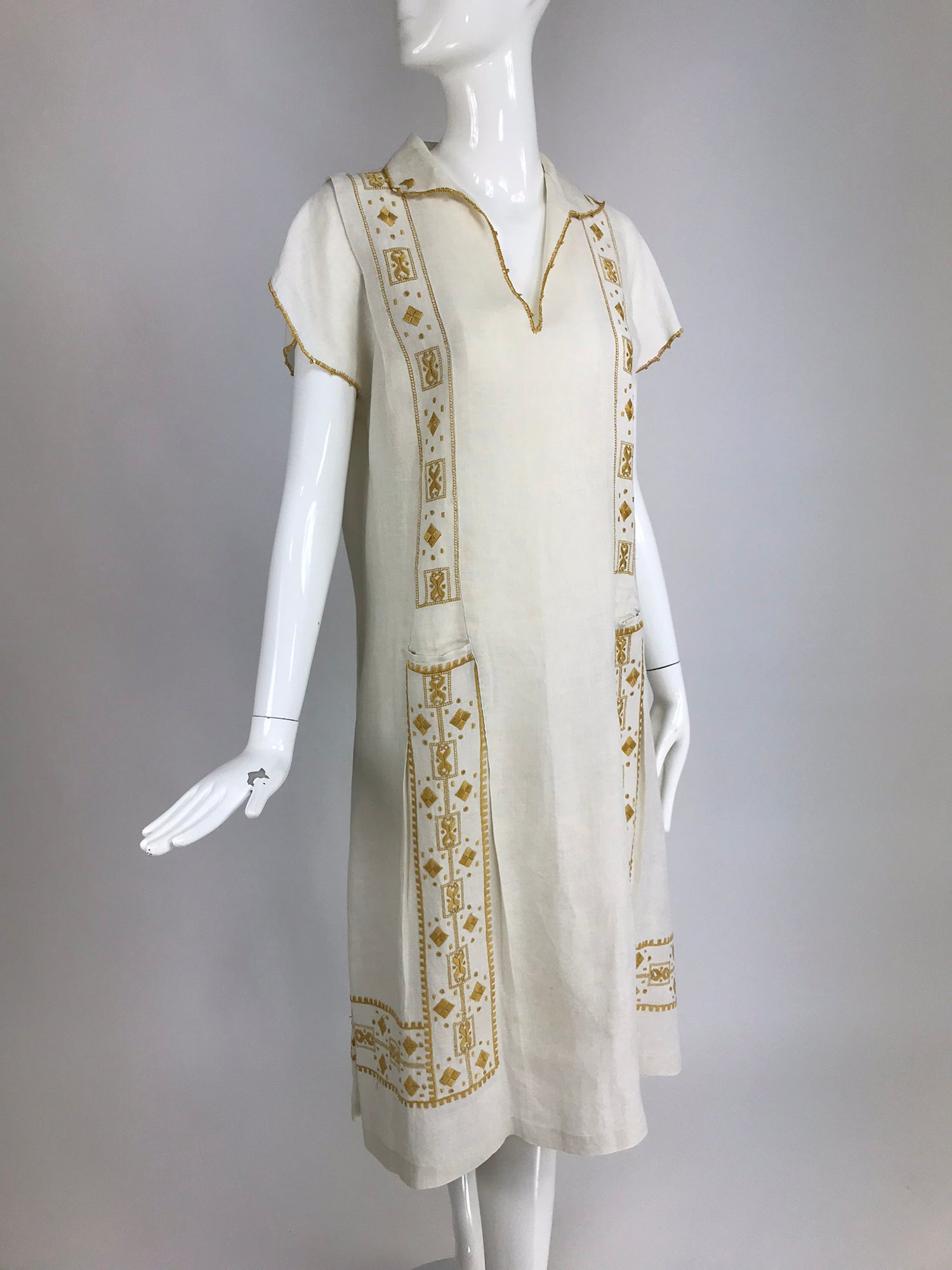 SOLD Vintage 1920s Hand Embroidered Arts and Crafts Linen Day Dress Palm Beach Vintage SOLD Vintage 1920s Hand Embroidered Arts and Crafts Linen Day Dress Palm Beach Vintage