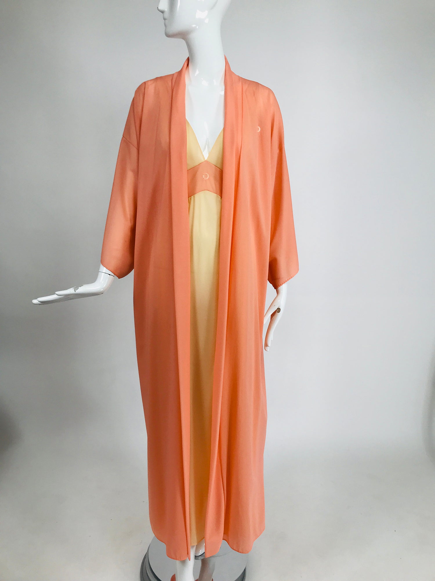 Emilio Pucci Nightgown and Robe Set 2pc Set Loungewear Vintage 70s