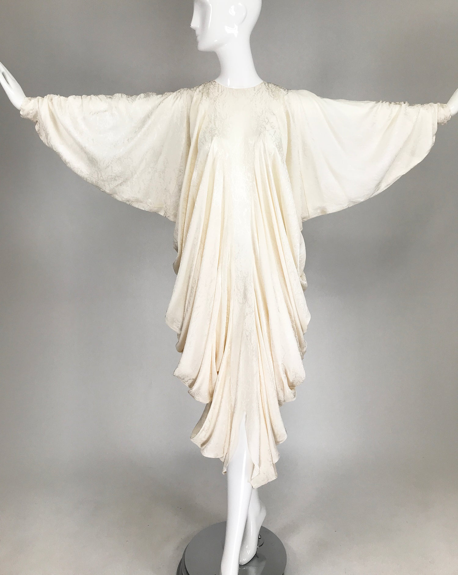 cream silk dress vintage 1930's Cream Silk Dress with White Lace Inserts Eveliina Vintage