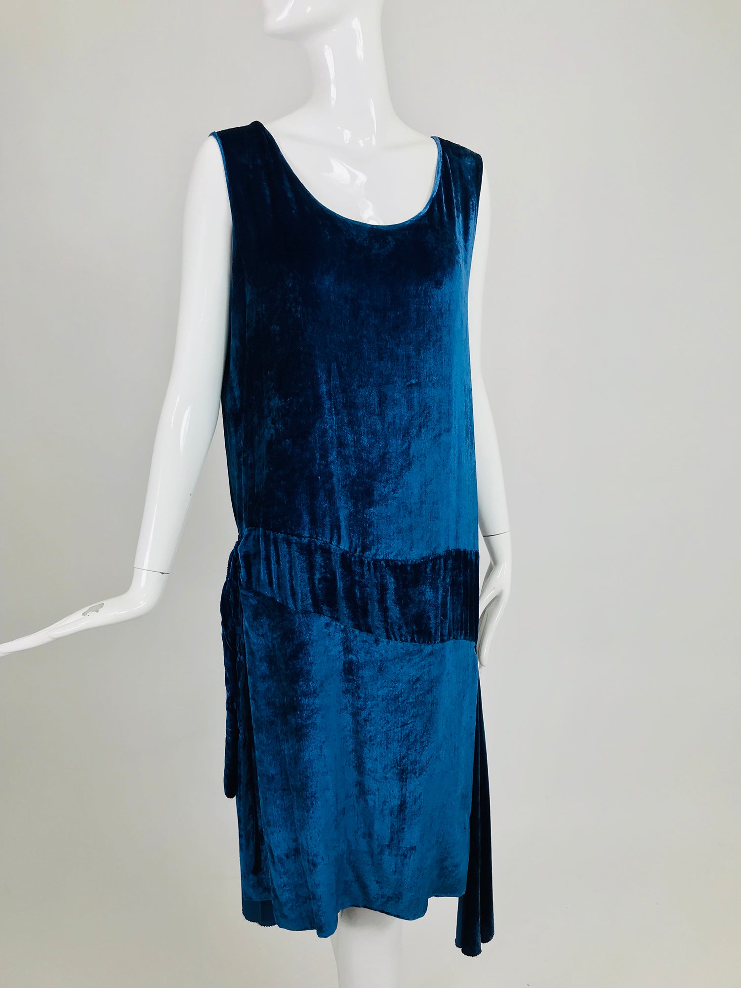 SOLD Vintage 1920s Dark Azure Blue Panne Velvet Flapper Dress Palm Beach Vintage SOLD Vintage 1920s Dark Azure Blue Panne Velvet Flapper Dress Palm Beach Vintage