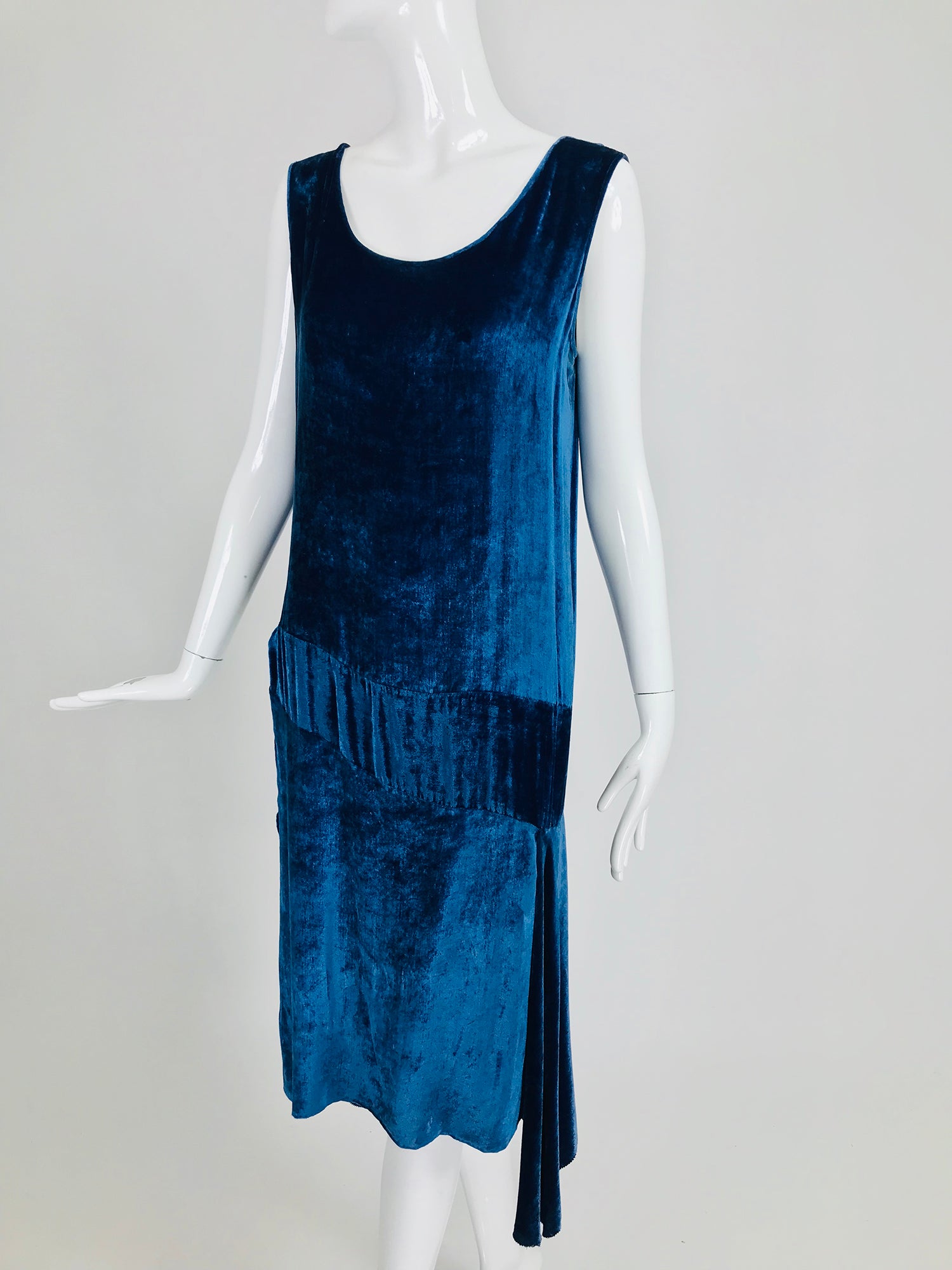 SOLD Vintage 1920s Dark Azure Blue Panne Velvet Flapper Dress Palm Beach Vintage SOLD Vintage 1920s Dark Azure Blue Panne Velvet Flapper Dress Palm Beach Vintage