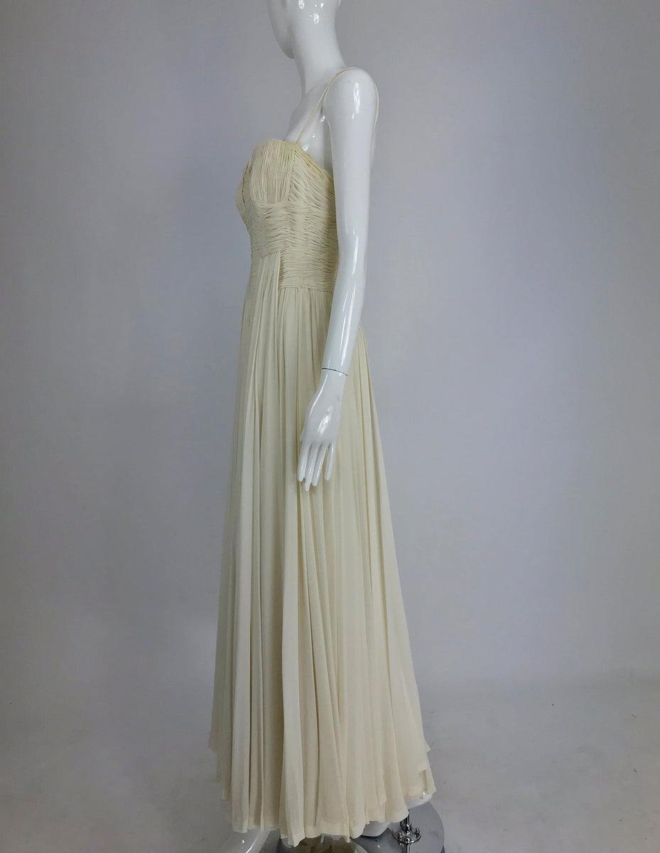 Fernanda Gattinoni Couture Ivory pleated silk chiffon evening gown