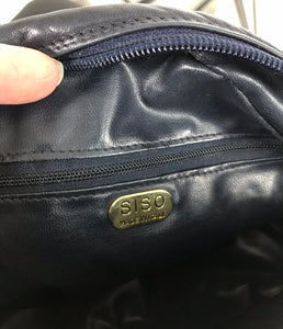 SOLD SISO Italy Navy Lambskin quilted leather round shoulder bag 1980s