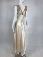 1930s Cream Silk Charmeuse Bias Cut Coture Gown With Ecru Lace Trim