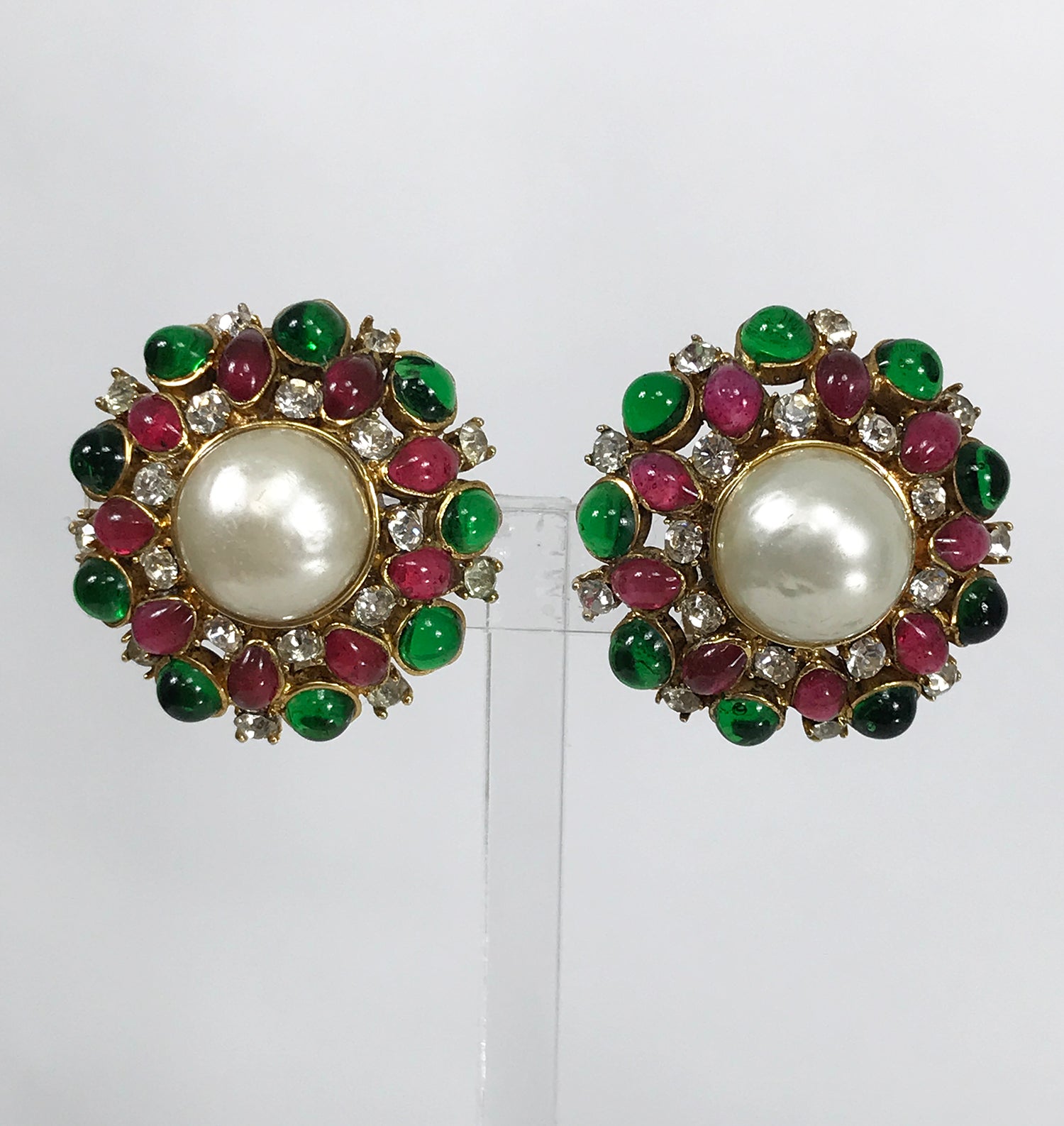 CHANEL Vintage 1990's Collection 23 gold red Gripoix faux pearl clip on  earrings