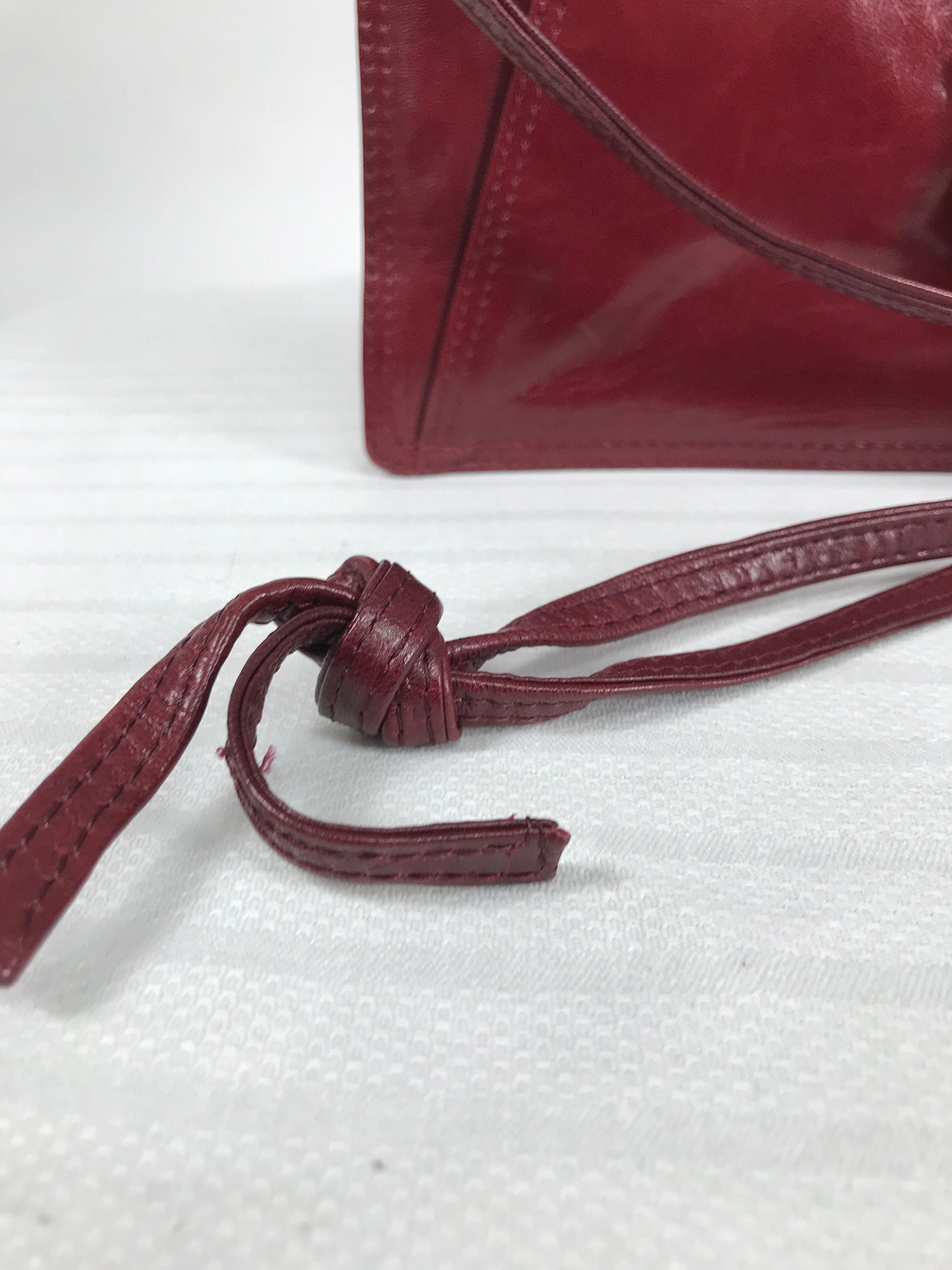 Vintage Bottega Veneta Burgundy Glazed Leather Envelope Shoulder