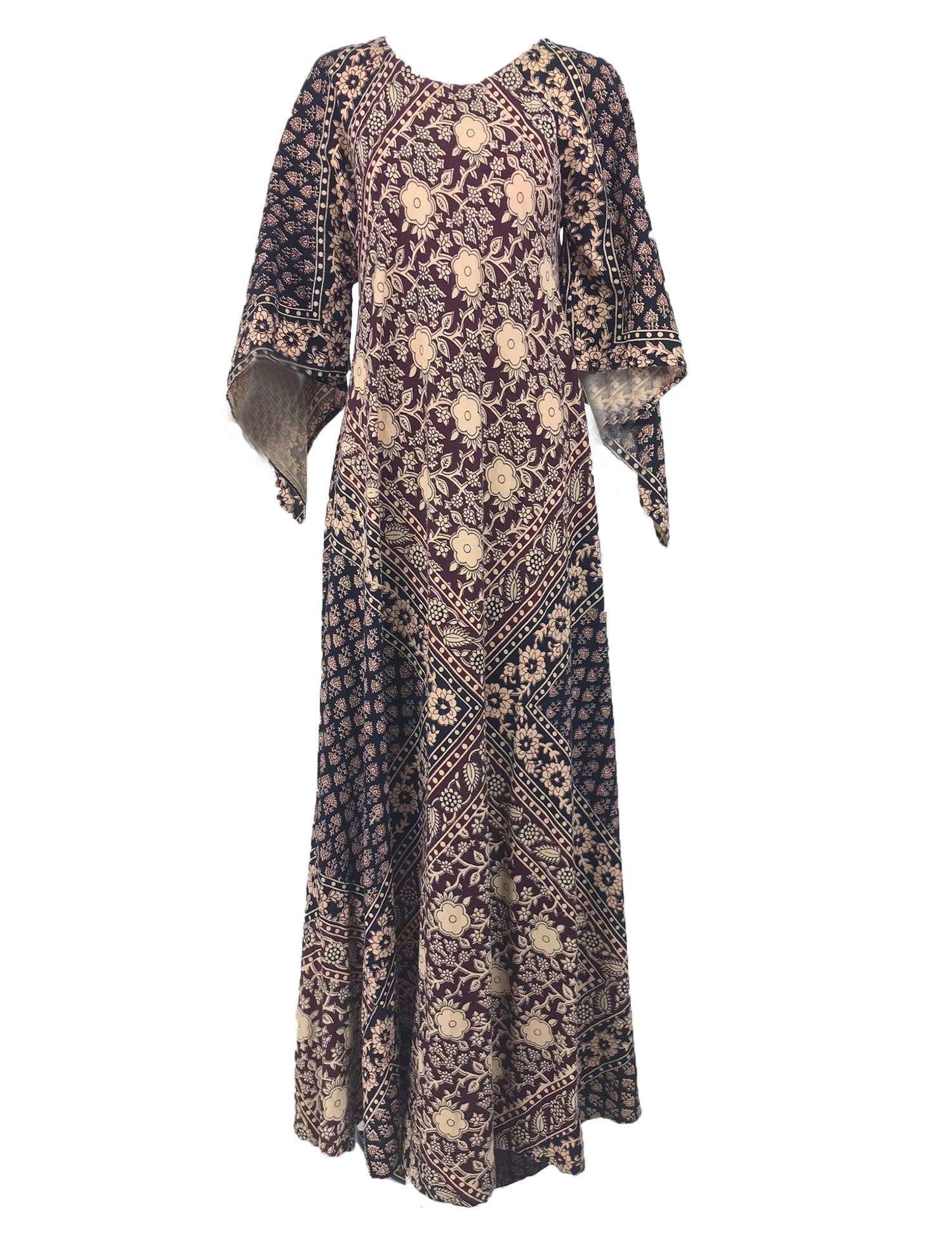 beach maxi dress india An effortless holiday look~ @hannaskhan styles the 'Gia' maxi . . . . . { tropical print maxi dress , tiered maxi dress , holiday dressing , effortless dressing }