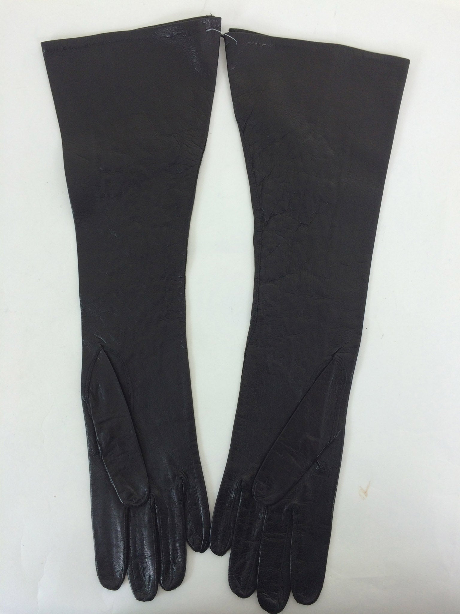 Black Leather Cut Work Lace & Cord Work Gloves Unworn France 7 1960s – Palm  Beach Vintage