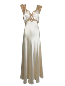 1930s Cream Silk Charmeuse Bias Cut Couture Gown With Ecru Lace Trim